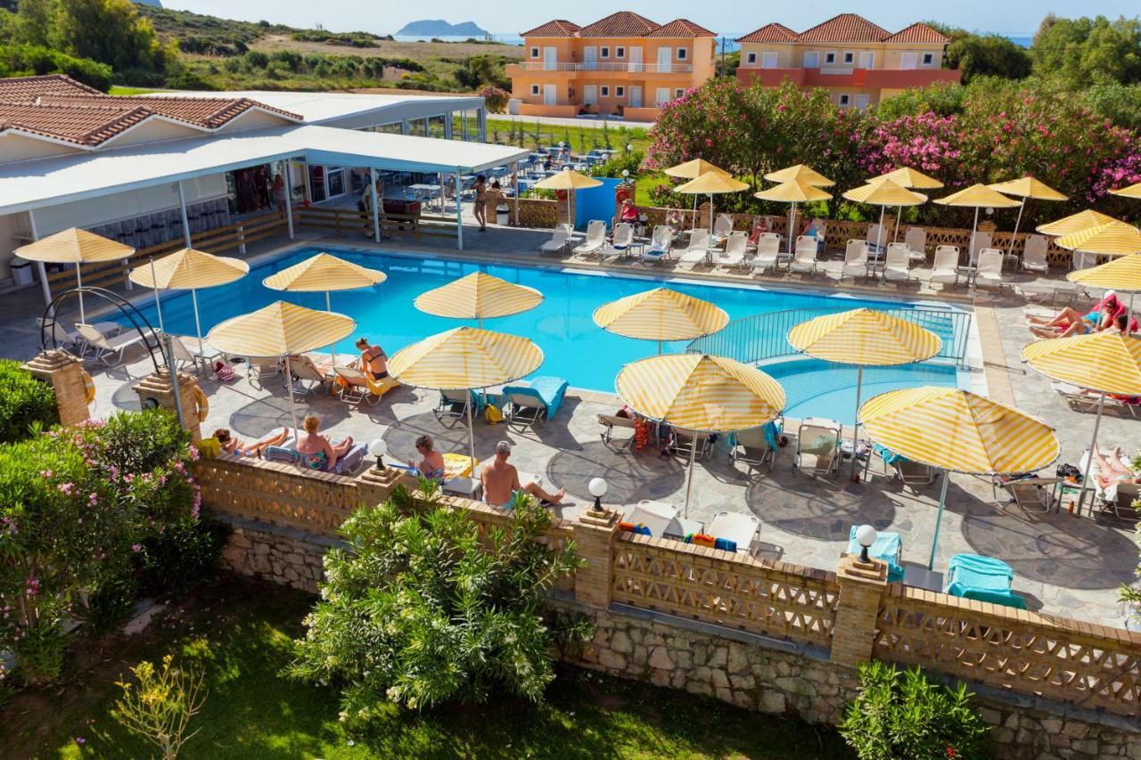 Cavo D' Oro Hotel & Suites Kalamákion Exterior foto